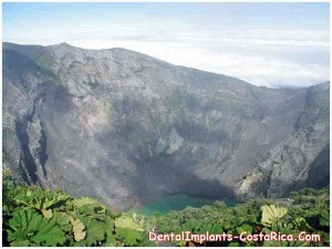 natural-lake-under-hills-costa-rica
